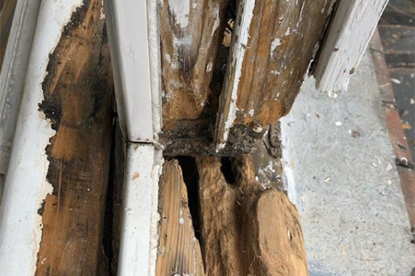 LJV Decorating | Winchester, Hampshire based for all joinery repairs, sash window repairs painter and decorator winchester, interior painter, exterior painter, painters, decorators, decorating, painting services, window repairs, commercial painting, commercial decorating, winchester, southampton, hampshire, wiltshire, surrey, oxfordshire